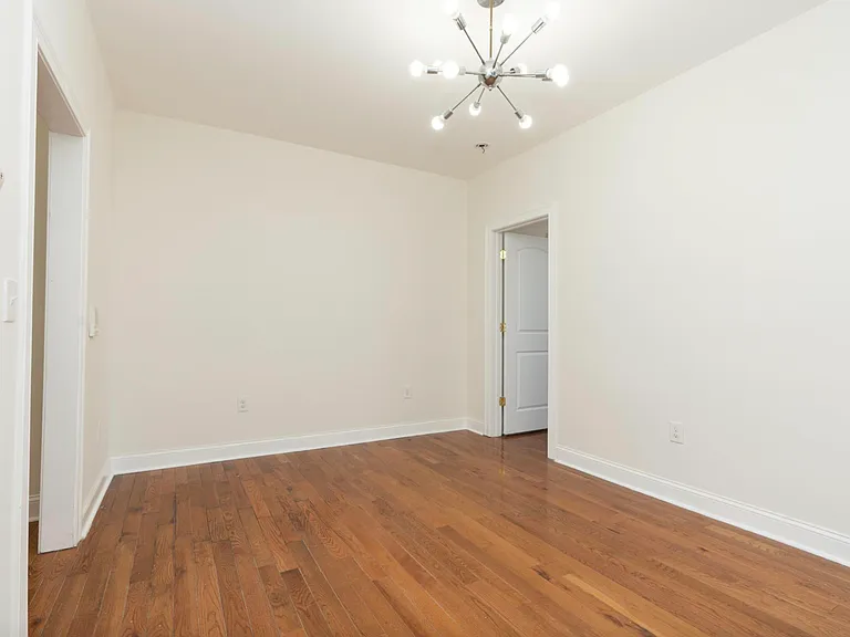 6404 Park Ave #35 — Photo 2