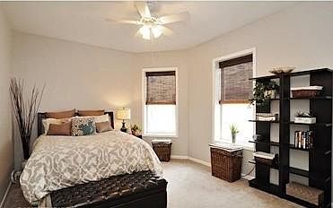 4th image of 619 W Drummond Pl APT 2CW