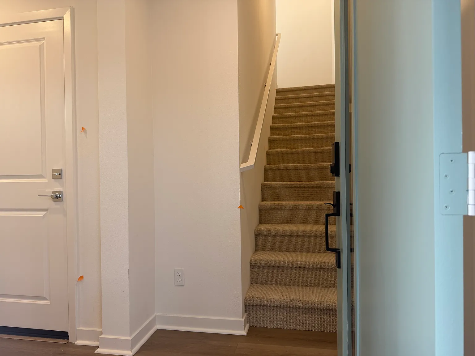3 bed, 2.5 bath, 1625 sqft, $4,645 — Photo 3
