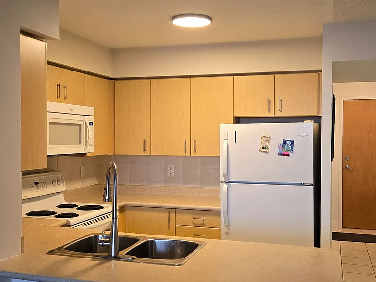 4968 Yonge St #3101 — Photo 7
