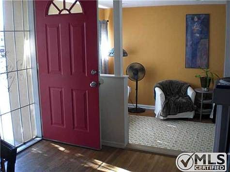 4th image of 4047 Casita Way