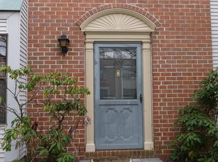 206 Hampshire Ct, Piscataway, NJ 08854
