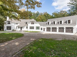 31505 Kennoway Ct, Beverly Hills, MI 48025
