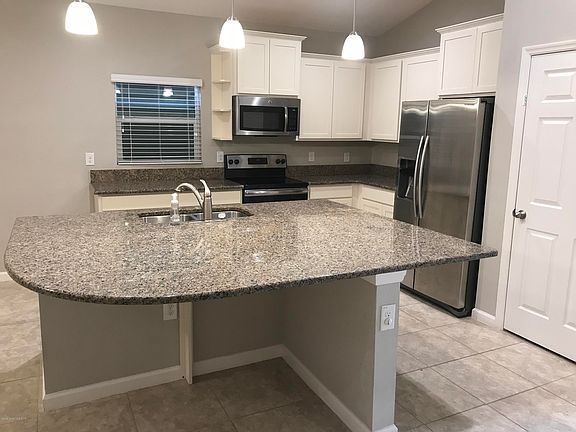 2nd image of 4265 Harvest Cir