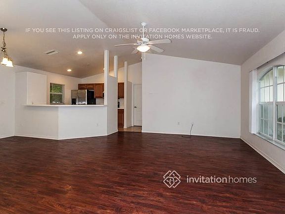 3rd image of 8325 Scanlon Ave