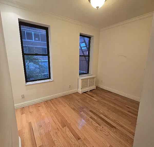 334 E 73rd St #5A — Photo 4