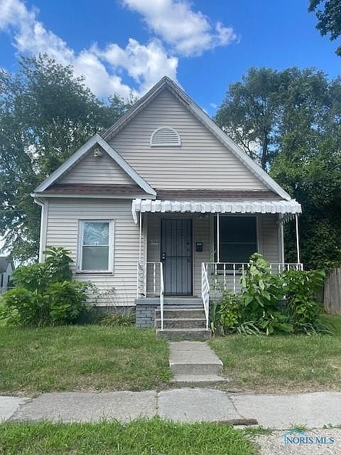 1st image of 702 Indiana Ave