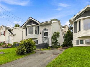 85 Armcrest Dr, Lower Sackville, NS B4C4C3