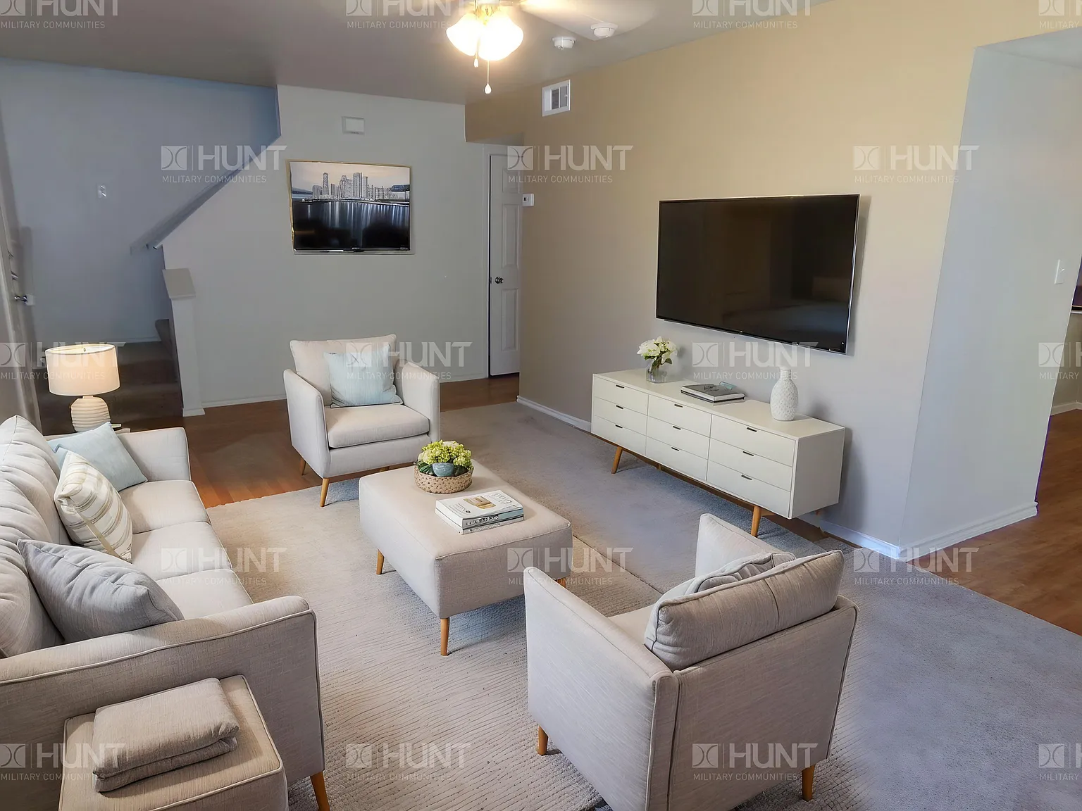 3 bed, 2.5 bath, 1447 sqft, $1,508 — Photo 3