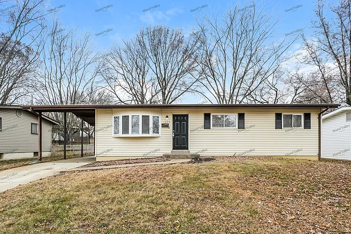 1275 Parakeet Ln