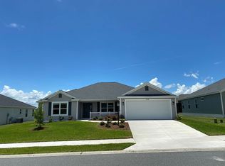 3239 Sennett Cir, Oxford, FL 34484