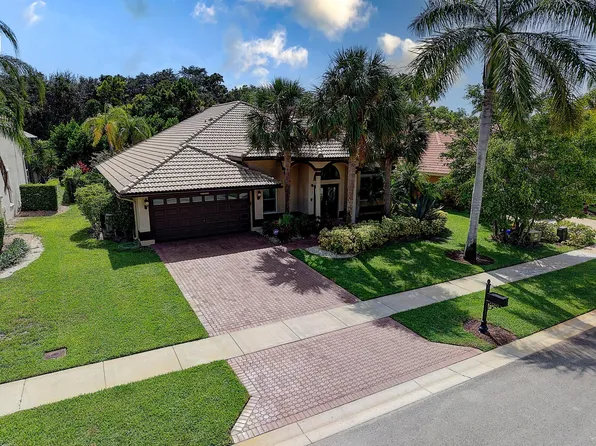 19923 Dinner Key Drive, Boca Raton, FL 33498
