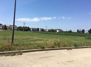 463 Fort Kendall Rd, Normal, IL 61761