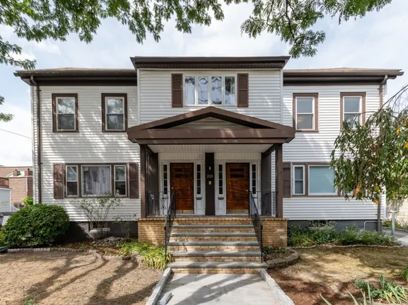 215 Norfolk St #4, Cambridge, MA 02139