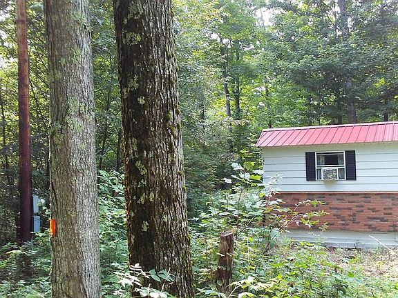 2nd image of 1725 Parker Schoolhouse Rd
