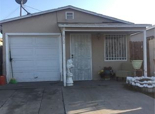 930 W Spruce St, Compton, CA 90220