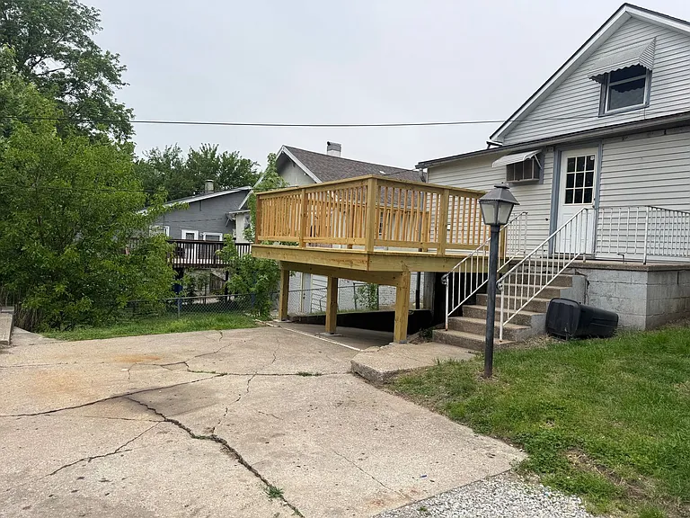 1616 S 25th St — Photo 13