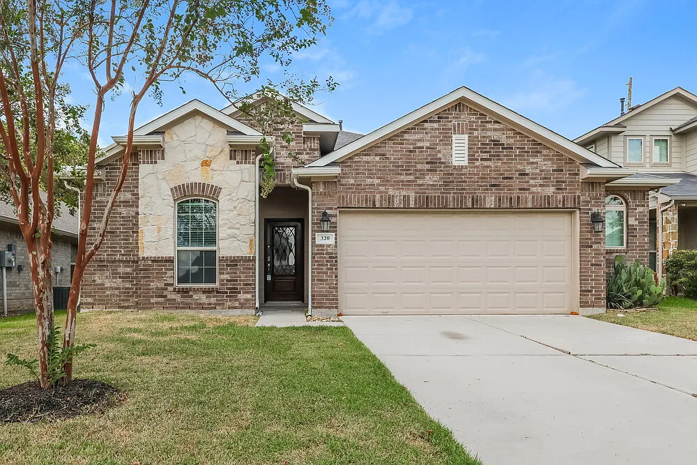 4 bed, 3.0 bath, 1849 sqft, $2,330 — Photo 1