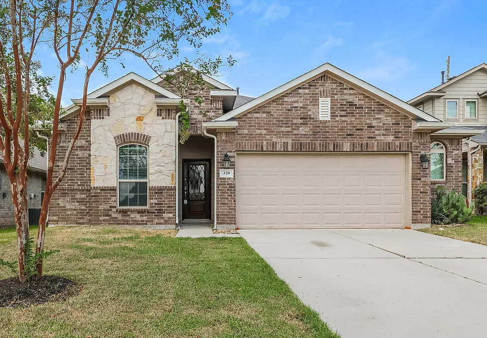 320 Terra Vista Cir