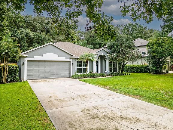 3rd image of 1515 McCrea Dr