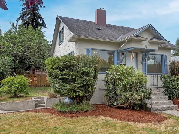 1032 Rockefeller Avenue, Everett, WA 98201