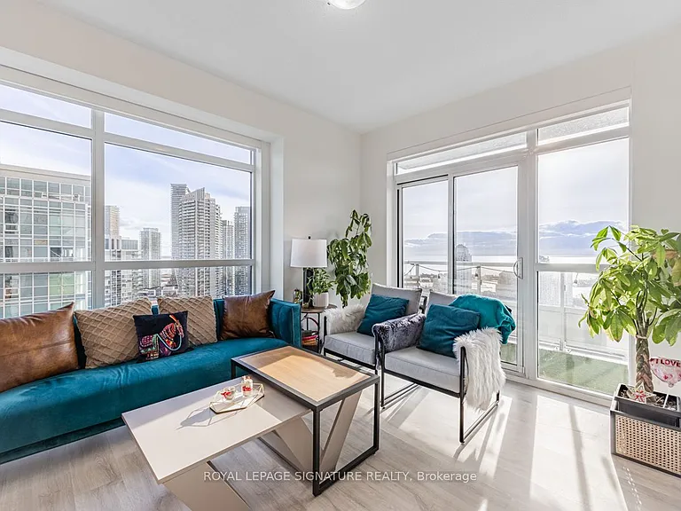 251 Manitoba St #2704 — Photo 7