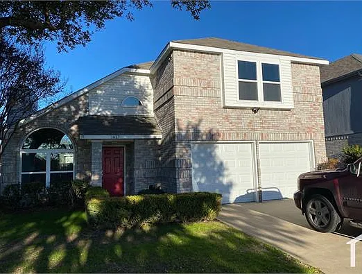 3 bed, 1390 sqft, $2,250 — Photo 2