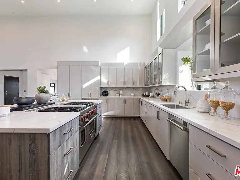 1839 Pandora Ave #PENTHOUSE — Photo 20