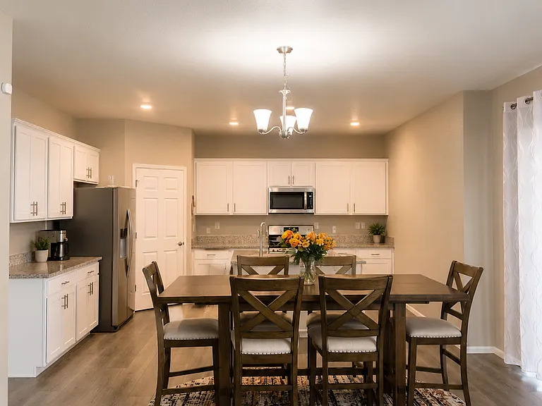 4409 S Valdai Way — Photo 4