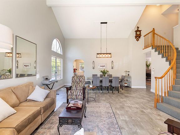 5th image of 9819 Rosina Court