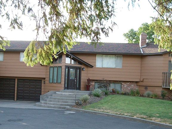 2nd image of 3160 Canberra Dr