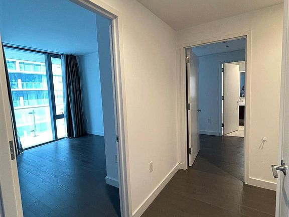 4th image of 131-05 40th Road #15M