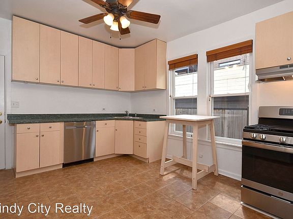 5th image of 2615 N Wayne Ave