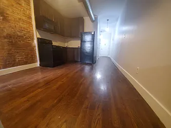 Rented by Empire Deeds LLC 