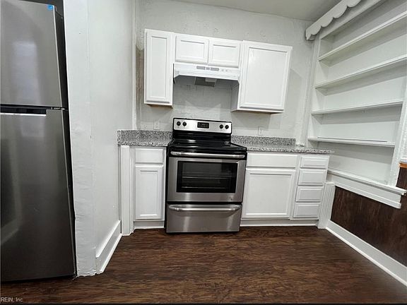 3rd image of 1529 Vine St #1529