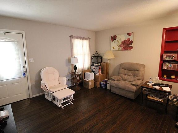 5th image of 719 N Rogers St