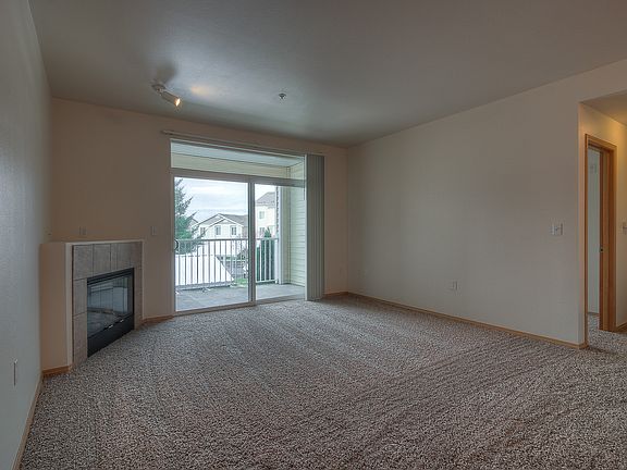 5th image of 18527 101st Avenue Ct E Unit 213