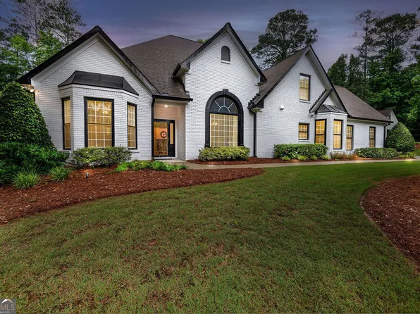 7004 Memory Ln, Loganville, GA 30052