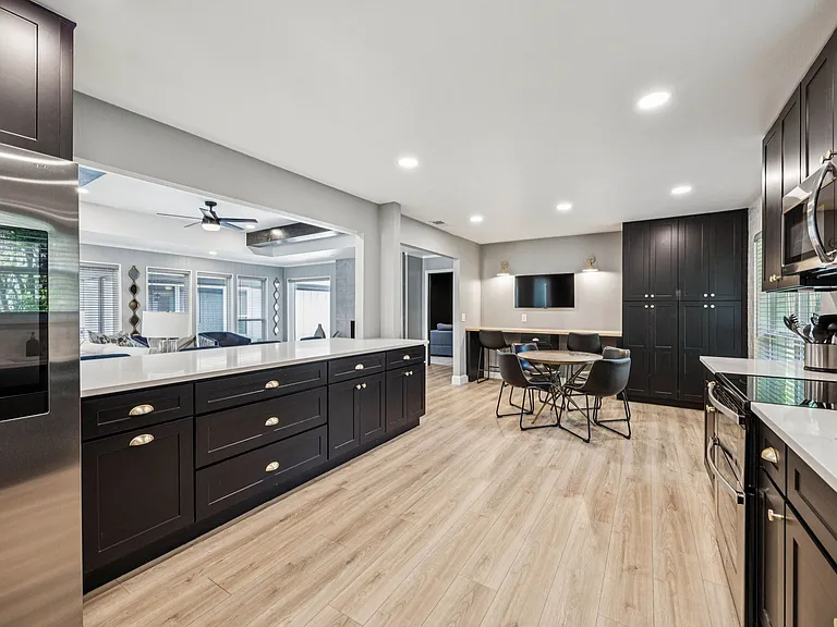 2833 Meadowbrook Dr — Photo 19