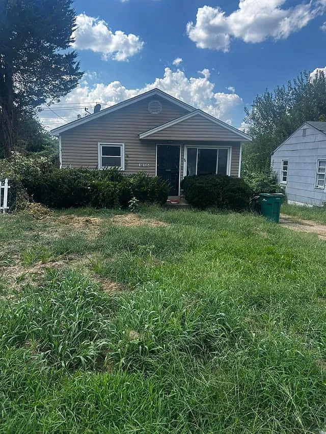 2 bed, 816 sqft, $850 — Photo 2