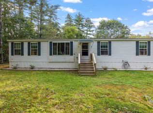 370 River Rd, Epsom, NH 03234