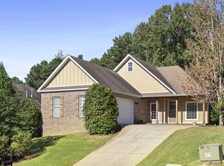 1762 Vfw Rd, Auburn, AL 36832