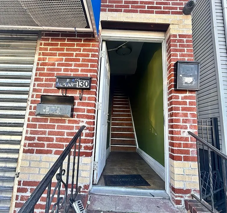 130 Summer Ave #1B