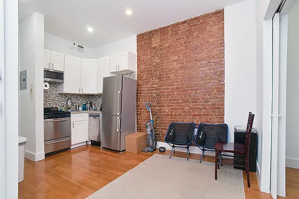 Rented by Halstead Real Estate | media 9