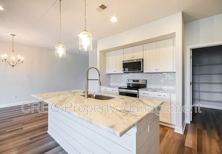603 McLernon Trce — Photo 30
