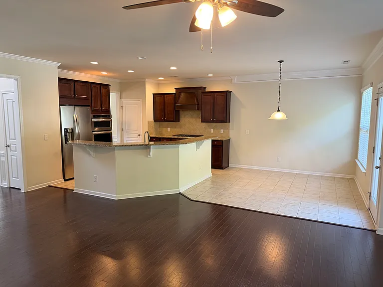 6719 Coral Rose Rd — Photo 3