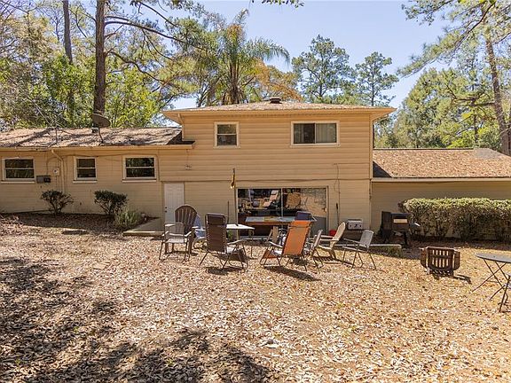 4th image of 2910 SW 1st Ave