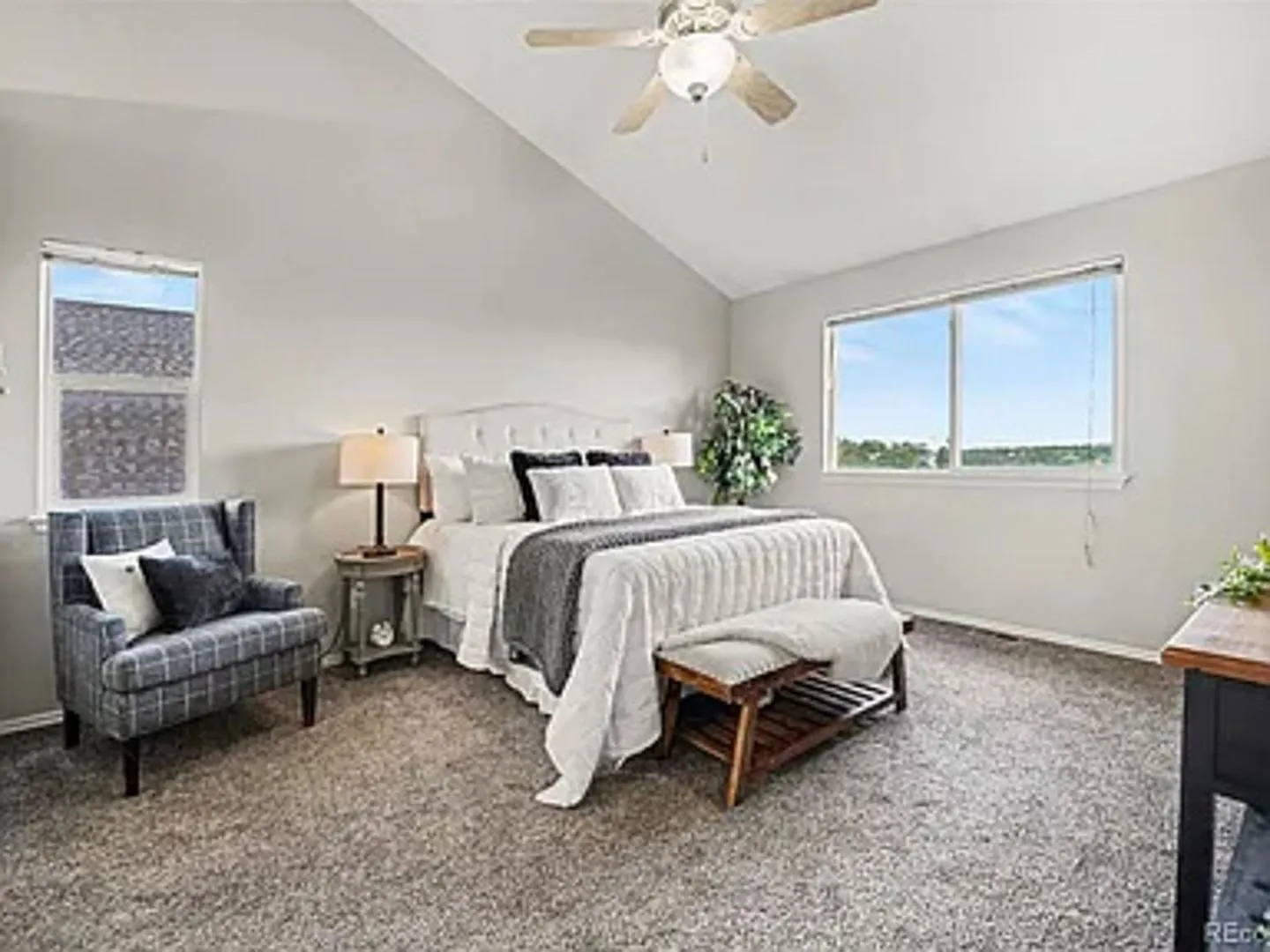 Spacious 3BR House in Denver — Photo 4