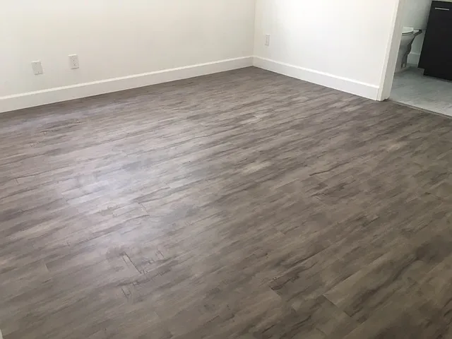 2204 S Beverly Glen Blvd — Photo 17