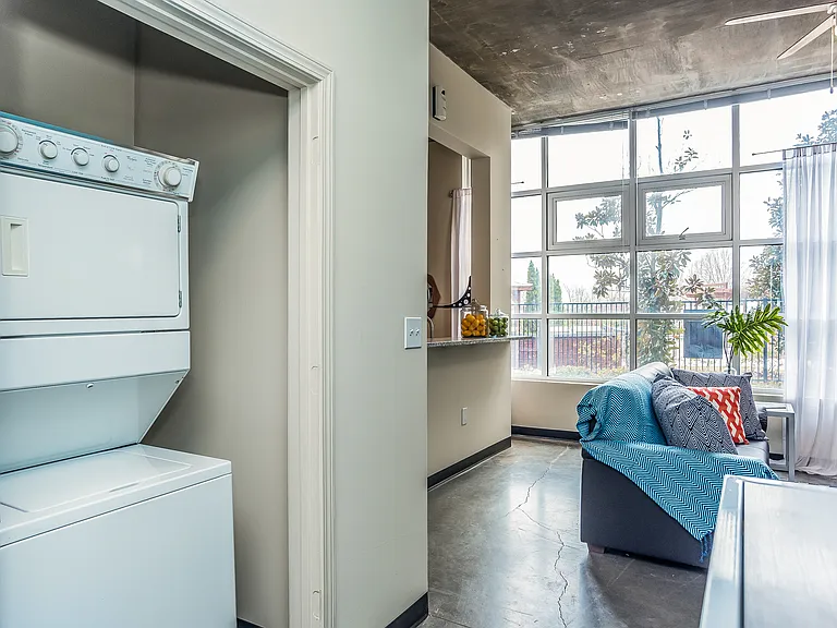 Westmar Student Lofts — Photo 31